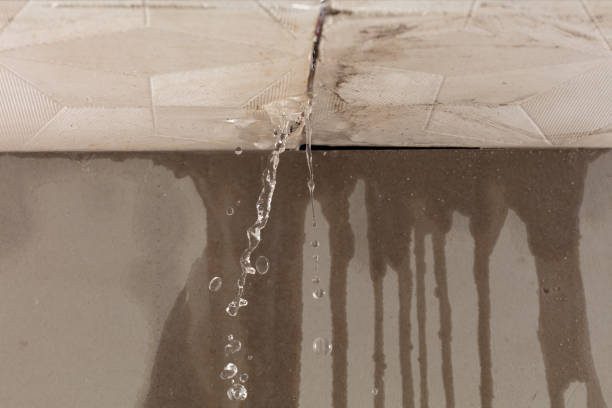 Professional Water Extraction technician working in Durham, CA